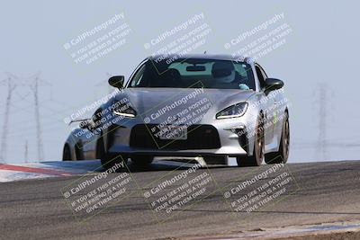 media/Jun-25-2023-Speed SF (Sun) [[f001402e15]]/Yellow Group/Session 2 (Outside Grapevine)/